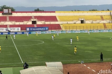 PSS Sleman Unggul 2-0 Atas Barito Putera di Set Pertama